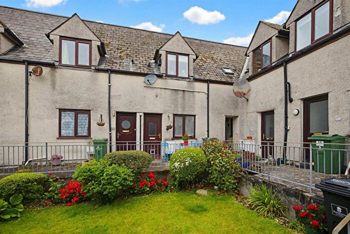 2 Bedroom Terraced House For Sale In Shaftesbury Court, Plymouth, PL4