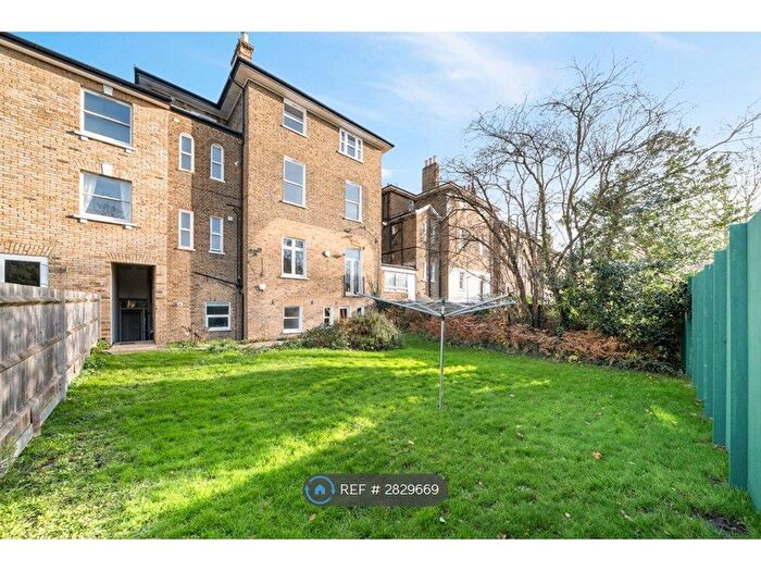 1 Bedroom Flat To Rent In Blackheath, London, SE3