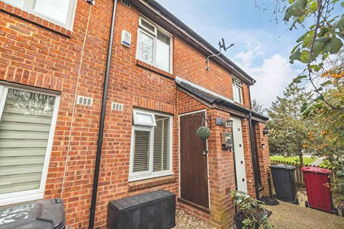 1 Bedroom Terraced House For Sale In Braemar Gardens, Cippenham, Slough, SL1