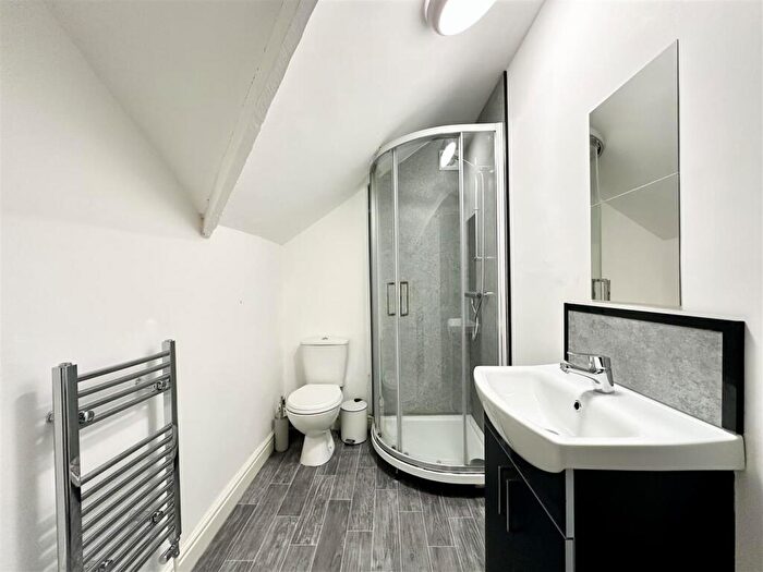 2 Bedroom Apartment To Rent In Park Road, Nottingham, NG7