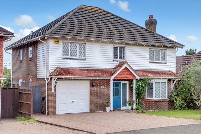 5 Bedroom Detached House For Sale In Harvest Way, Hawkinge, CT18