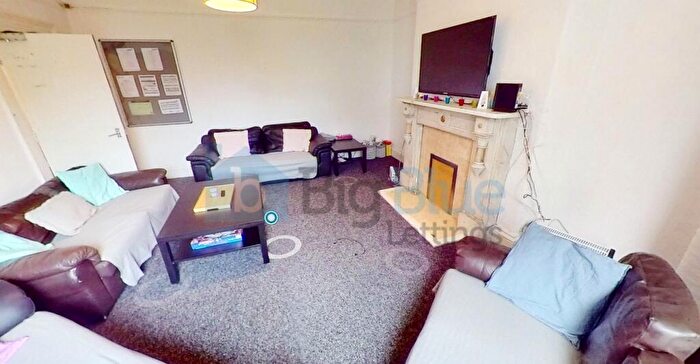 9 Bedroom House To Rent In Belle Vue Road, Leeds, LS3