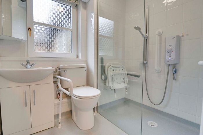 1 Bedroom Flat For Sale In High Wych Road, Sawbridgeworth, CM21