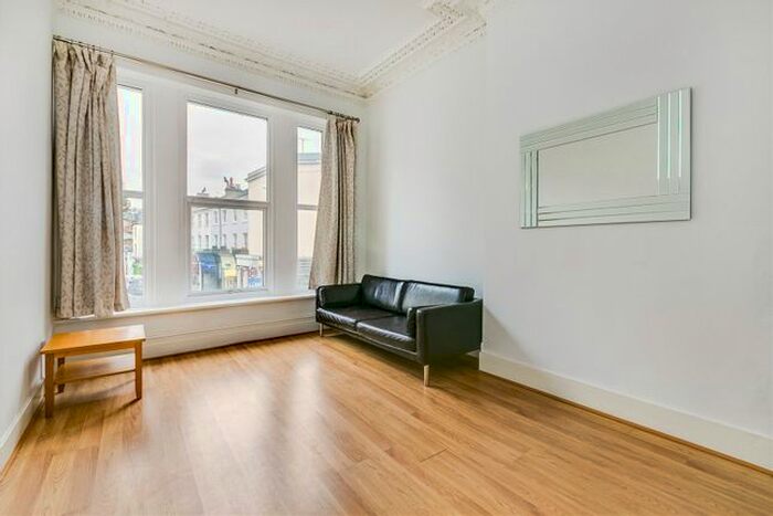 1 Bedroom Flat To Rent In Earls Court Road, Earls Court, SW5
