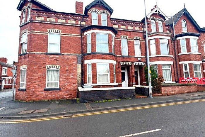 3 Bedroom Flat To Rent In Edleston Road, Crewe, CW2