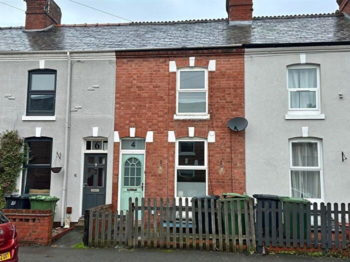 2 Bedroom Terraced House For Sale In Stanhope Street, Hereford, HR4
