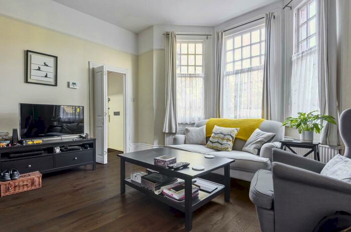 1 Bedroom Flat To Rent In South Road London, SE23