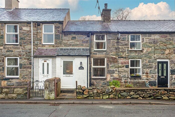 1 Bedroom Terraced House For Sale In Waunfawr, Caernarfon, Gwynedd, LL55