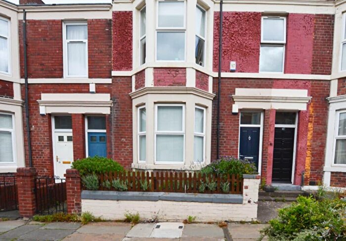 2 Bedroom Flat To Rent In Helmsley Road, Sandyford, Newcastle Upon Tyne, NE2