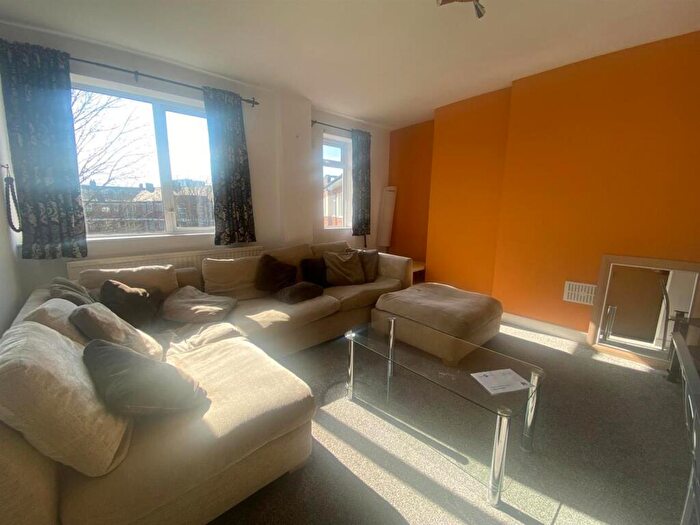 2 Bedroom Apartment To Rent In Redmires Court, St James` Park, Eccles New Road, M5