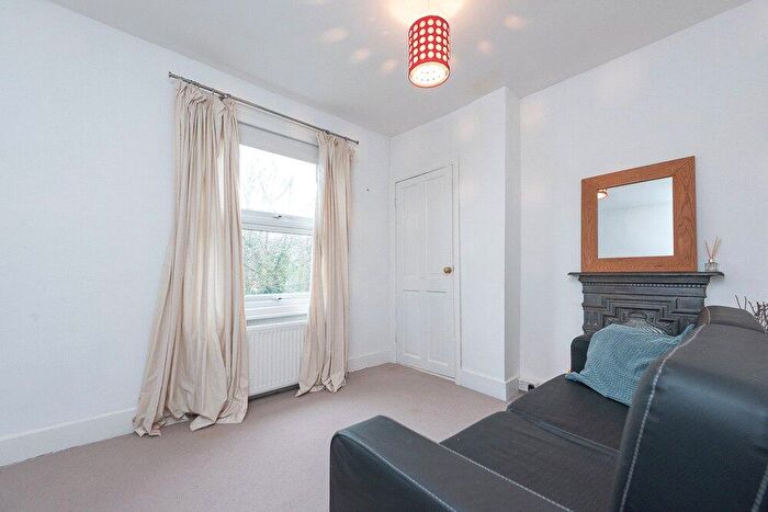 4 Bedroom Terraced House For Sale In St Johns Avenue, Harlesden, NW10