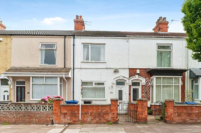 2 Bedroom Terraced House For Sale In Elliston Street, Cleethorpes, DN35