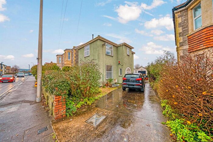 3 Bedroom Detached House For Sale In Devonshire Road, Weston-Super-Mare, BS23