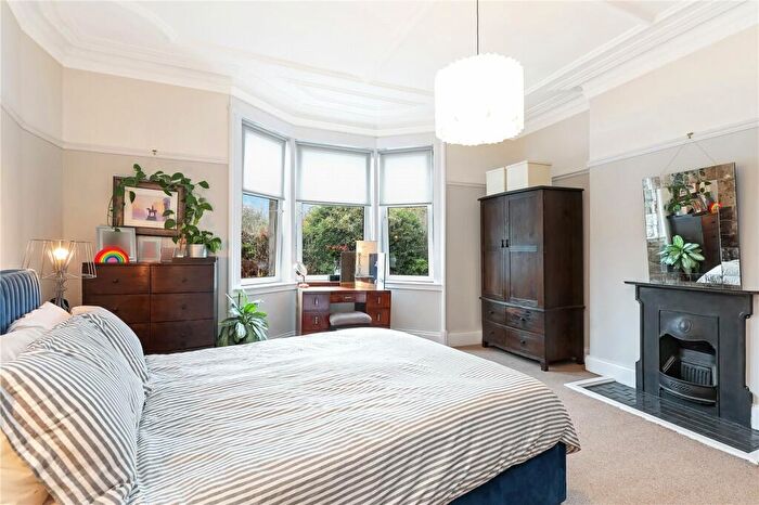 2 Bedroom Flat For Sale In Dukes Road, Rutherglen, Glasgow, South Lanarkshire, G73