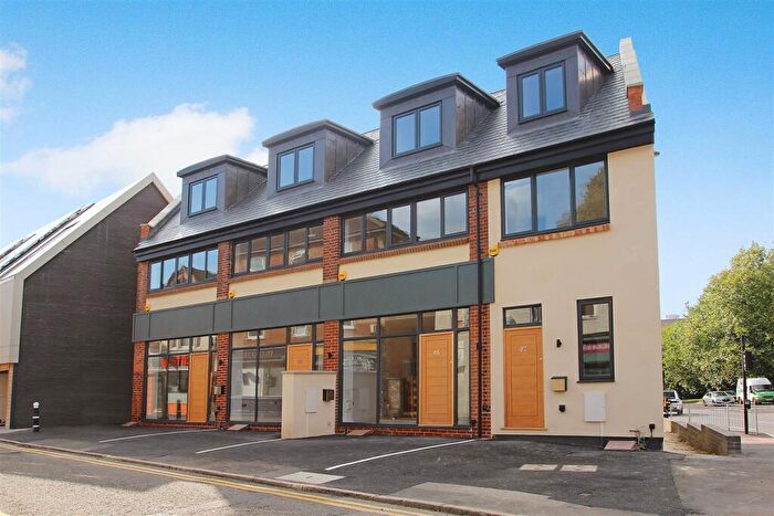 2 Bedroom Terraced House To Rent In Haydon Place, Guildford, GU1