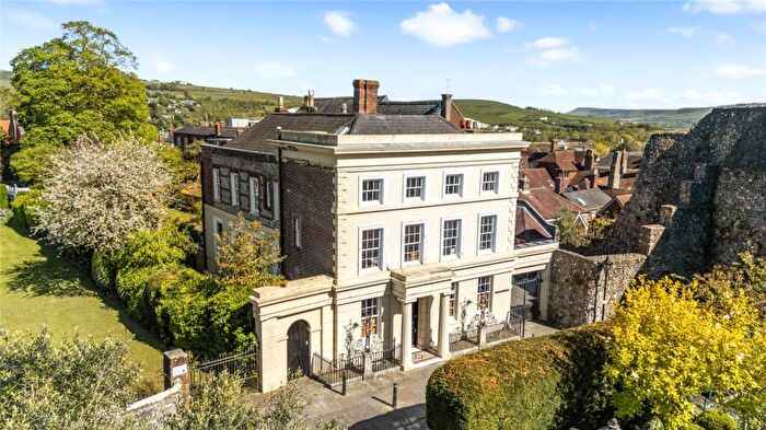 5 Bedroom Semi-Detached House For Sale In Castle Precincts, Lewes, East Sussex, BN7