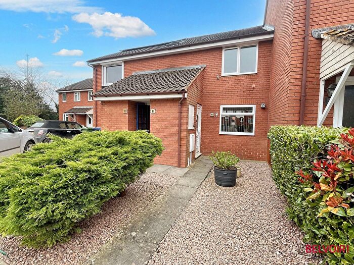 1 Bedroom Flat For Sale In Deacons Place, Bishops Cleeve, GL52