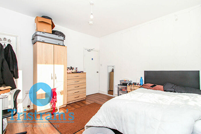 4 Bedroom Terraced House To Rent In Cloister Street, Lenton, NG7