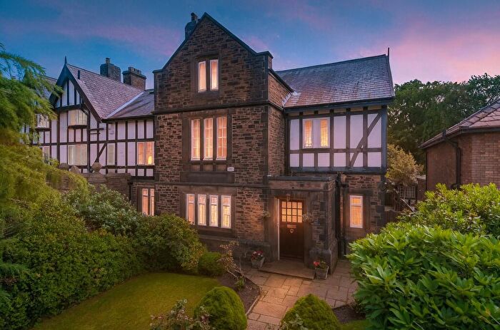 5 Bedroom Semi-Detached House For Sale In Church Road, Smithills, Bolton, BL1