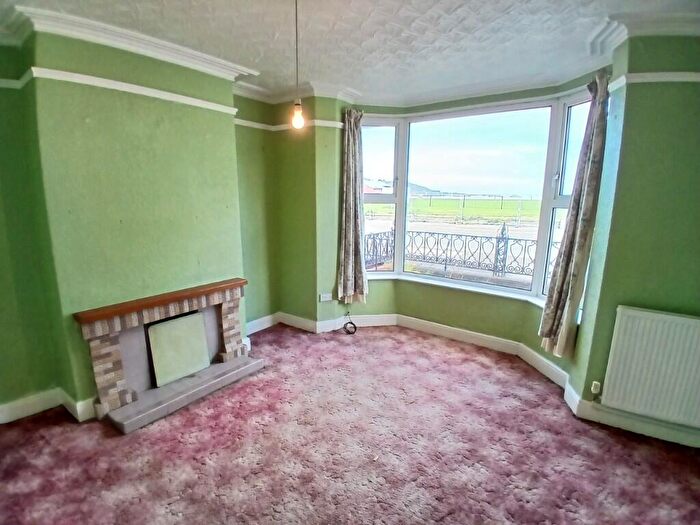 3 Bedroom End Of Terrace House For Sale In Bangor, Gwynedd, LL57