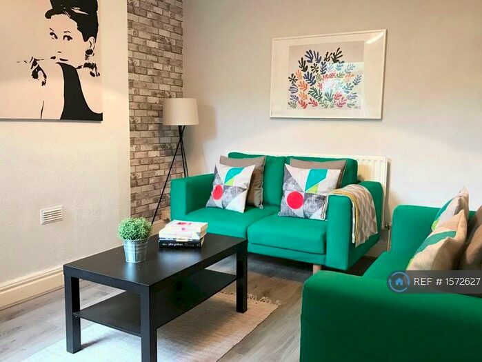 4 Bedroom Terraced House To Rent In Queensland Avenue, Coventry, CV5