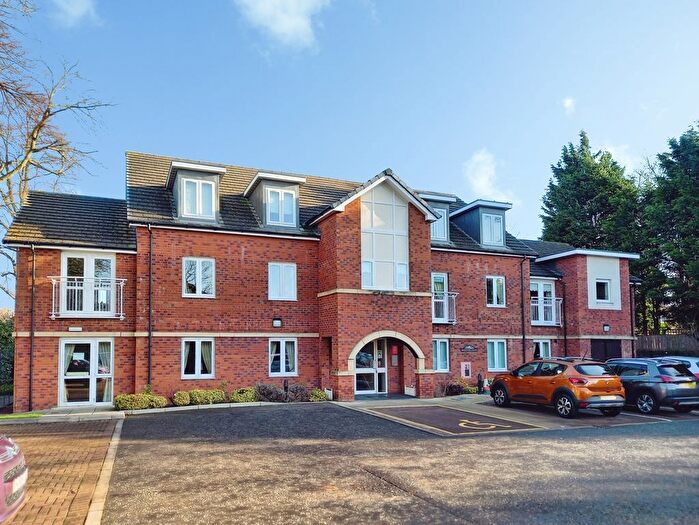 2 Bedroom Flat For Sale In Browning Court, Fenham, Newcastle Upon Tyne, NE4