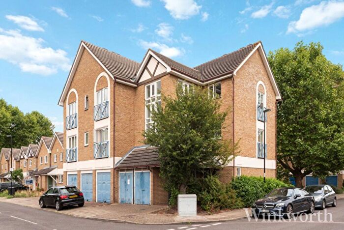 1 Bedroom Apartment For Sale In Water Lane, London, SE14