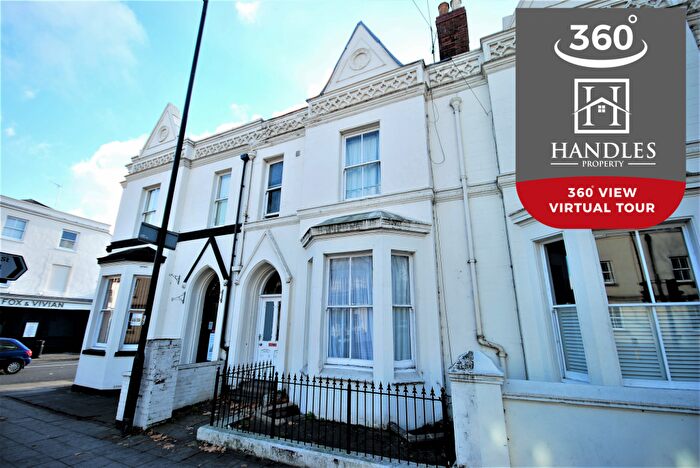 7 Bedroom Terraced House To Rent In Clarendon Avenue, Leamington Spa, CV32