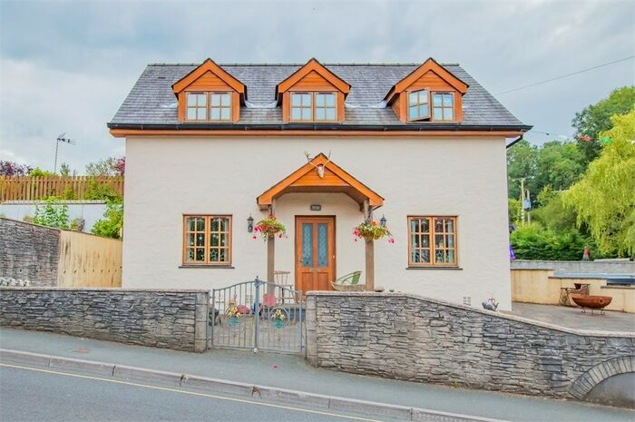 3 Bedroom Detached House For Sale In Cenarth, Newcastle Emlyn, Carmarthenshire, SA38