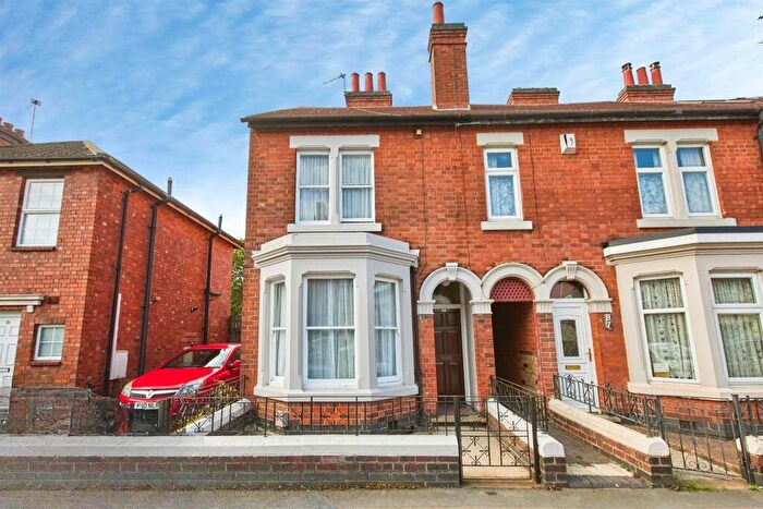 3 Bedroom End Of Terrace House For Sale In Gordon Street, Burton-On-Trent, DE14