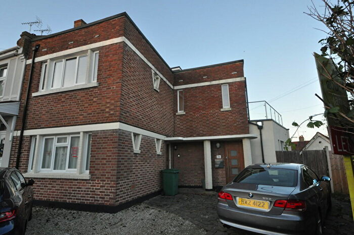 2 Bedroom Flat To Rent In Bailey Road, Leigh-on-Sea, SS9