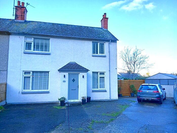 3 Bedroom Semi Detached House For Sale In Bangor, Gwynedd, LL57