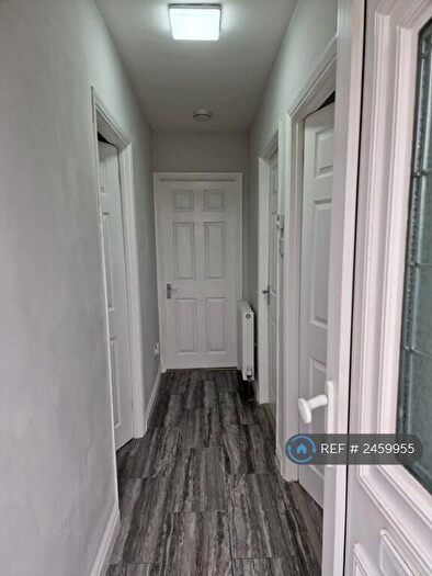 1 Bedroom Flat To Rent In Dukes Avenue, Grays, RM17