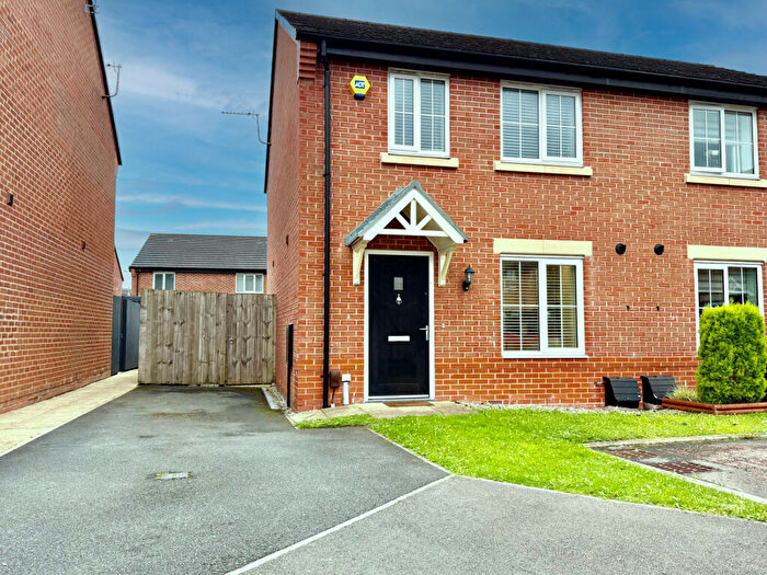 2 Bedroom Semi-Detached House To Rent In Oxbridge Road, Preston, Lancashire, PR4