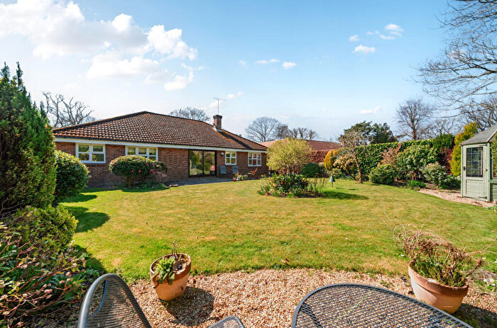 4 Bedroom Bungalow For Sale In Monkmead Lane, West Chiltington, RH20