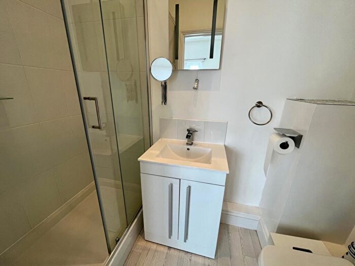4 Bedroom Town House To Rent In Monkton Street, Ryde, PO33