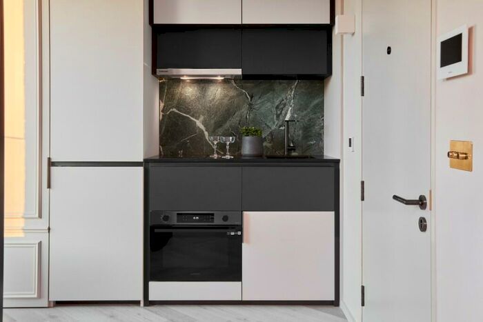 Studio To Rent In Brondesbury Park, London, NW6