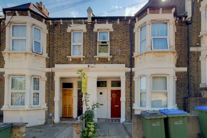 1 Bedroom Flat To Rent In Rockmount Road, Plumstead, London, SE18