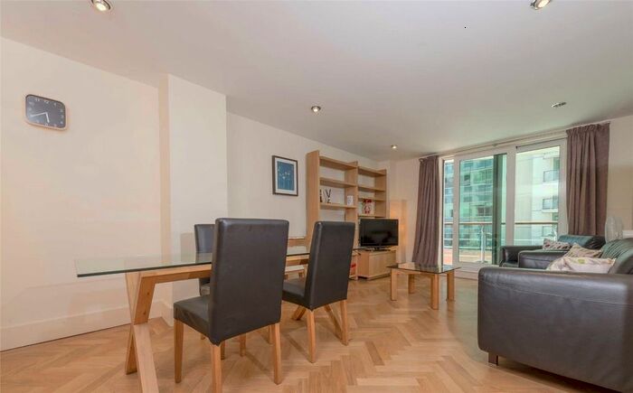 2 Bedroom Flat To Rent In Drake House, St George Wharf, Vauxhall, London, SW8