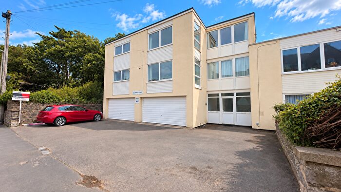 2 Bedroom Flat For Sale In Clarence Court, Clarence Road North, BS23