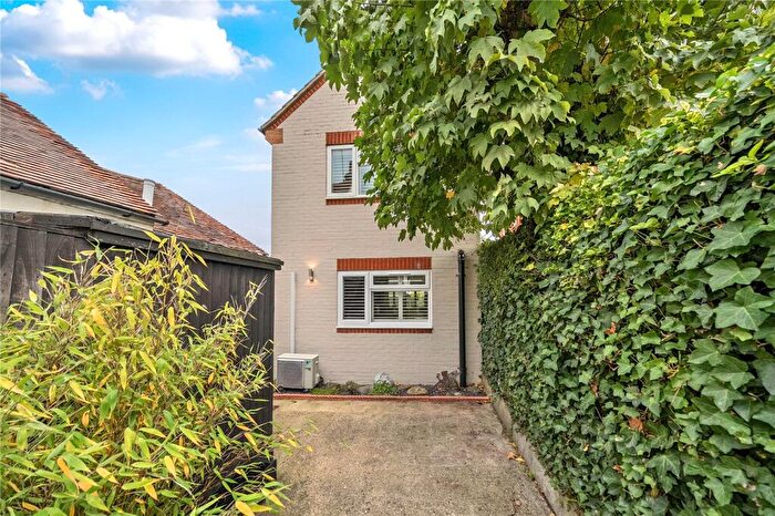 2 Bedroom Detached House For Sale In Terrace Road North, Binfield, RG42