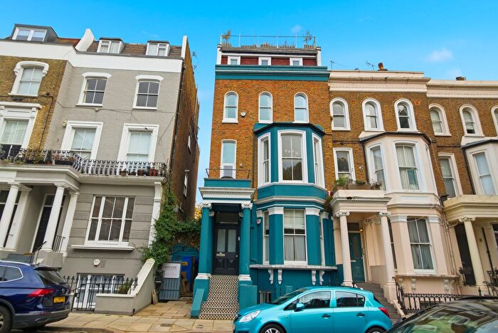 2 Bedroom Flat To Rent In Powis Gardens, London, W11