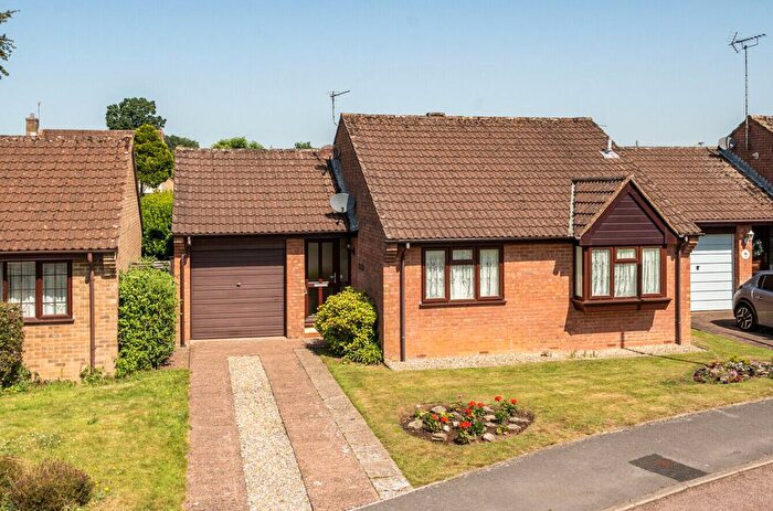 2 Bedroom Detached Bungalow For Sale In Chestnut Drive, Willand, Cullompton, EX15