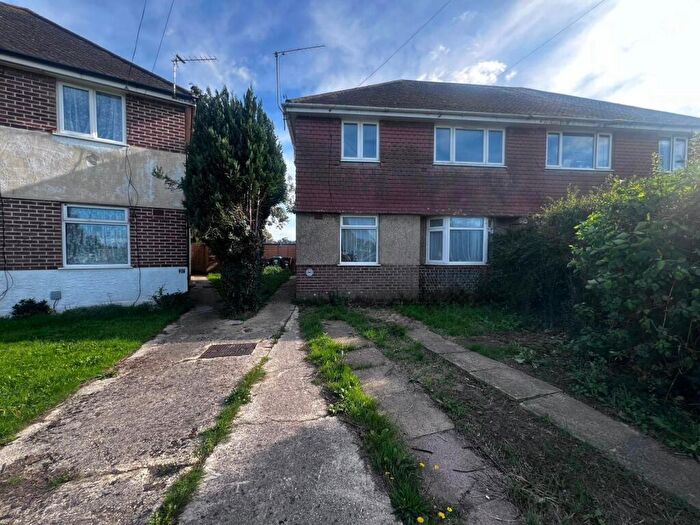 2 Bedroom Flat For Sale In Orchard Way, Bognor Regis, PO22
