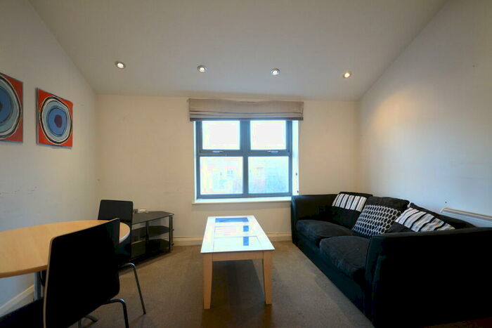 1 Bedroom Apartment To Rent In Ristes Place, The Lace Market, NG1