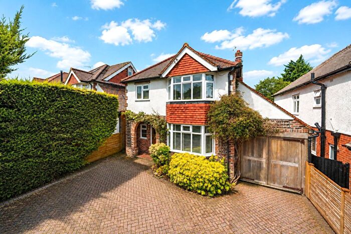 4 Bedroom Detached House For Sale In Holford Road, Guildford, GU1