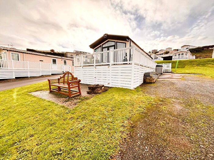 2 Bedroom Park Home For Sale In Panorama Road, Swanage, Dorset, BH19