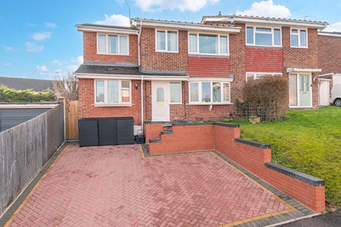 5 Bedroom Semi Detached House For Sale In Highlands, Royston, SG8