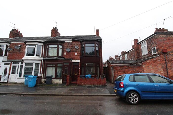2 Bedroom End Of Terrace House To Rent In Reynoldson Street, Hull, HU5