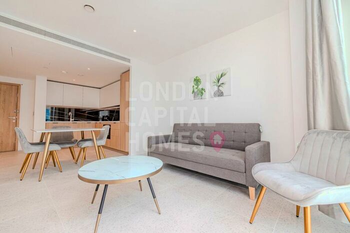 1 Bedroom Apartment To Rent In Bouchon Point Cendal Crescent London, E1